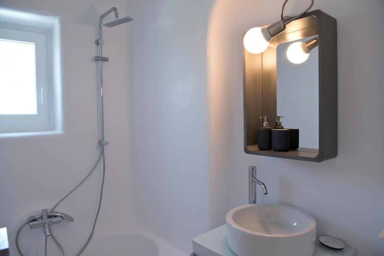 Diles Villas & Suites Mykonos Tourlos Ngoại thất bức ảnh